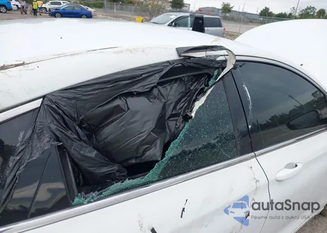 2015 Chrysler 200 Limited из США, поврежденный, VIN 1C3CCCAB3FN744696